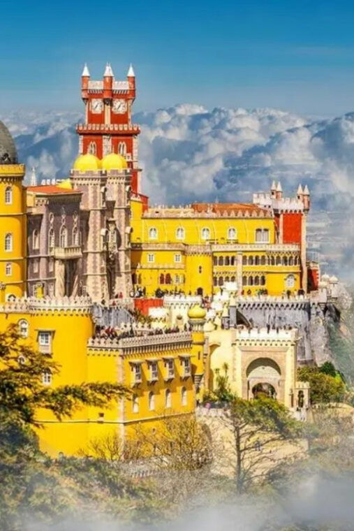 lisbon-pena-palace-sintra-cabo-da-roca-and-cascais-tour
