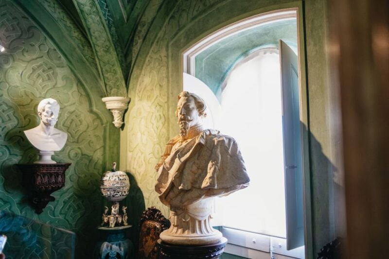 lisbon-pena-palace-sintra-cabo-da-roca-cascais-daytrip