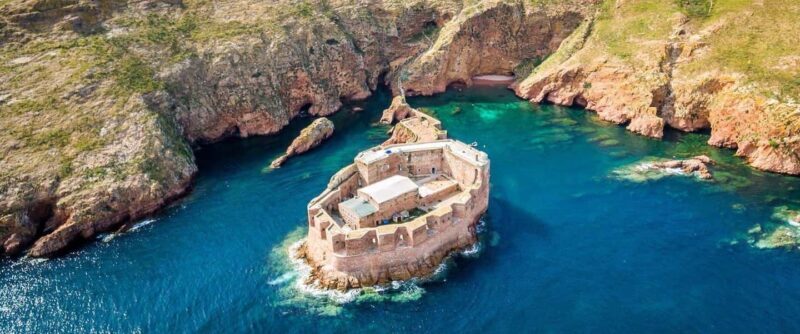 Lisbon: Peniche, Berlenga & Mafra Palace Private Day Trip - Key Points