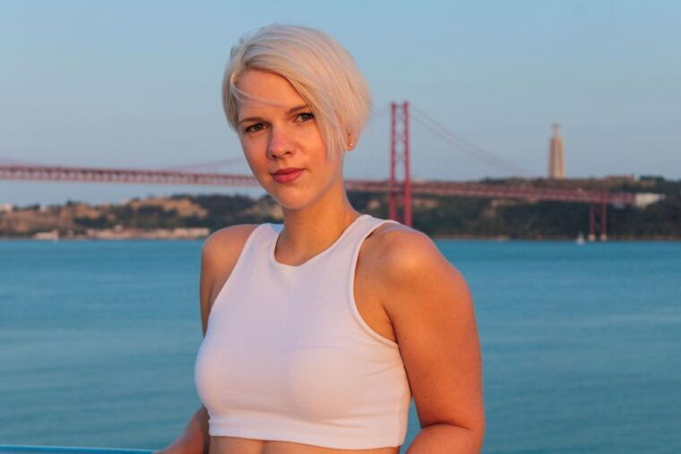 lisbon-photoshoot-at-belem-tower-and-jeronimos-monastery