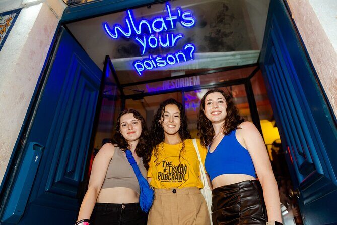 Lisbon Pink Street Pubcrawl: 1h Open Bar, Shots,VIP Club Entry - FAQ