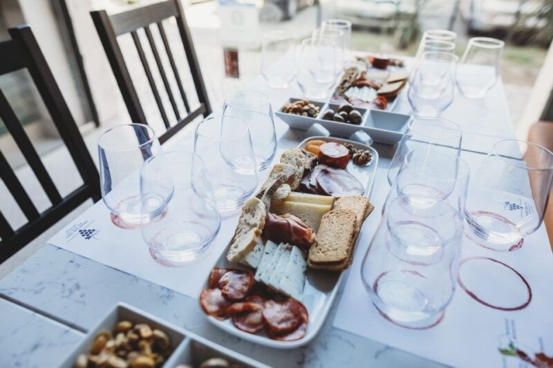 lisbon-portuguese-wine-and-cheese-tasting-with-lunch