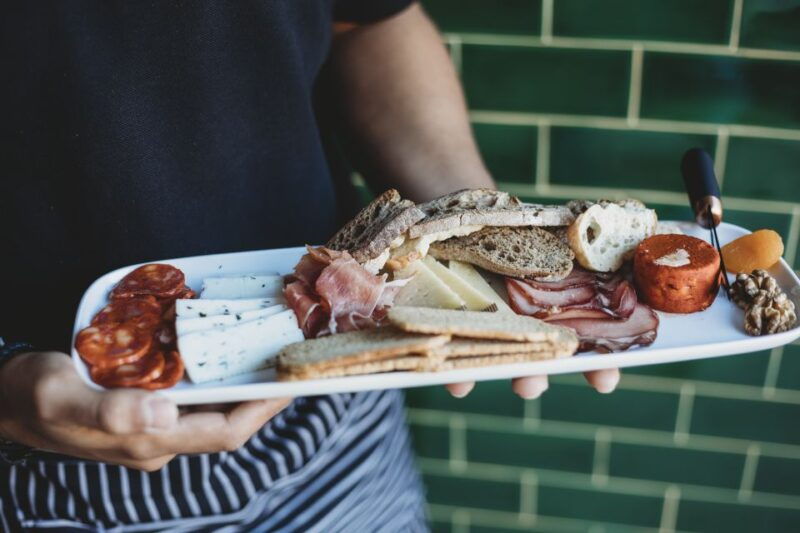 lisbon-portuguese-wine-and-cheese-tasting-with-lunch