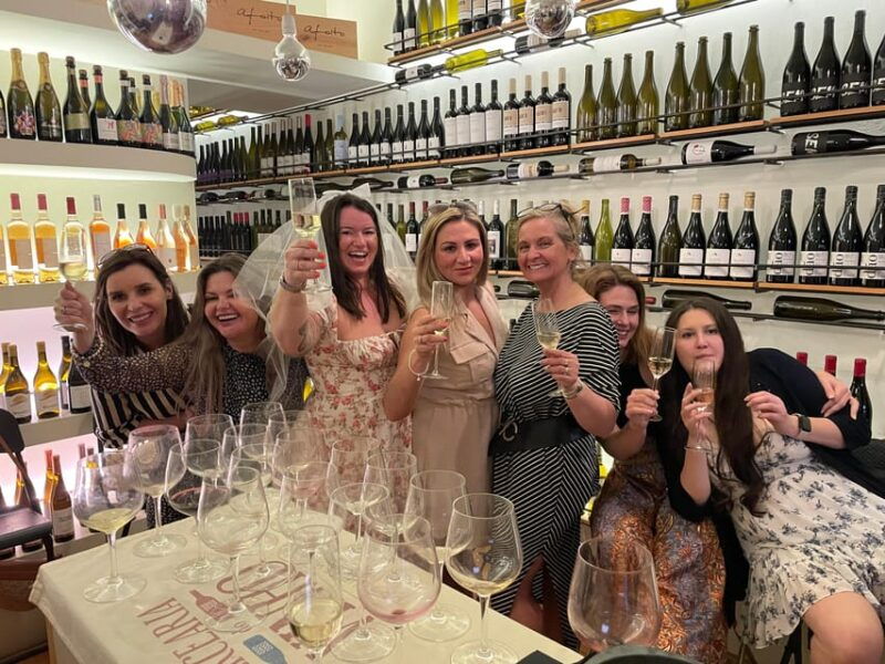 lisbon-portuguese-wine-tasting-in-a-specialized-wine-shop