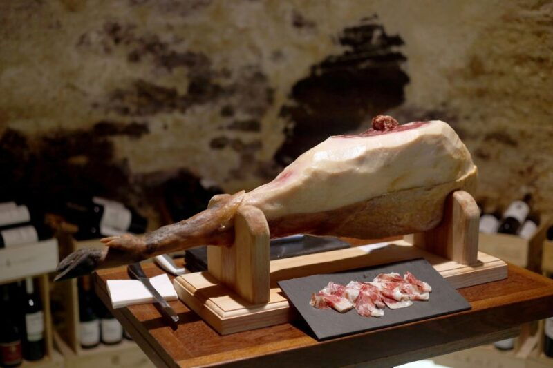 lisbon-premium-wine-and-tapas-tasting-session