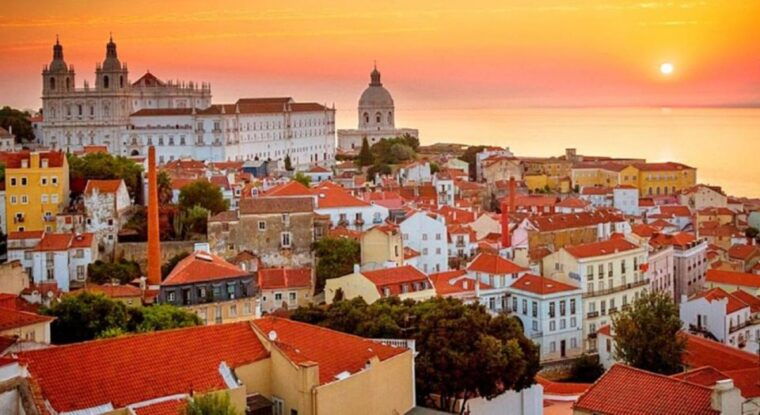 lisbon-private-4-hours-city-highlights-tour-by-tuktuk