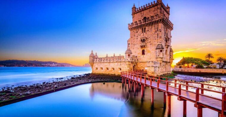lisbon-private-4-hours-city-highlights-tour-by-tuktuk