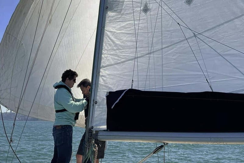 Lisbon: Private and personal sailing excursion - Why Choose This Lisbon Sailing Tour?