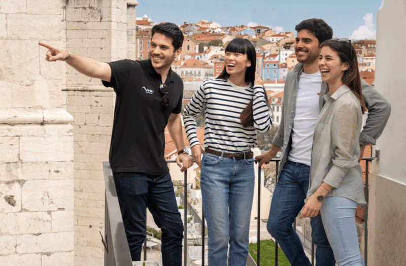 lisbon-private-boat-trip-guided-walking-tour-bike-tram