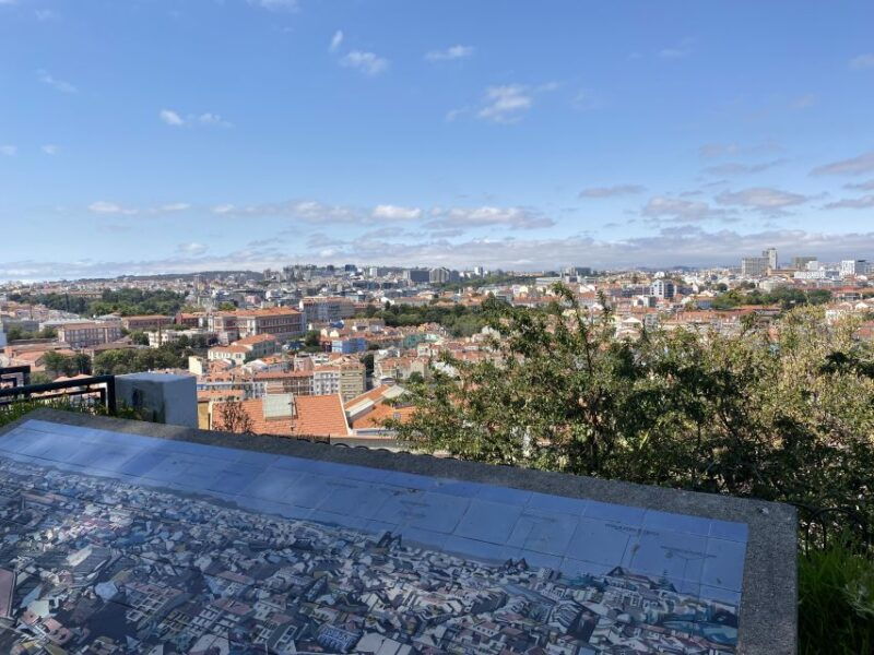 lisbon-private-city-sightseeing-tour-by-tuk-tuk