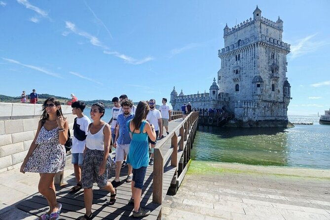 lisbon-private-city-tour-with-a-river-boat-crossing-included
