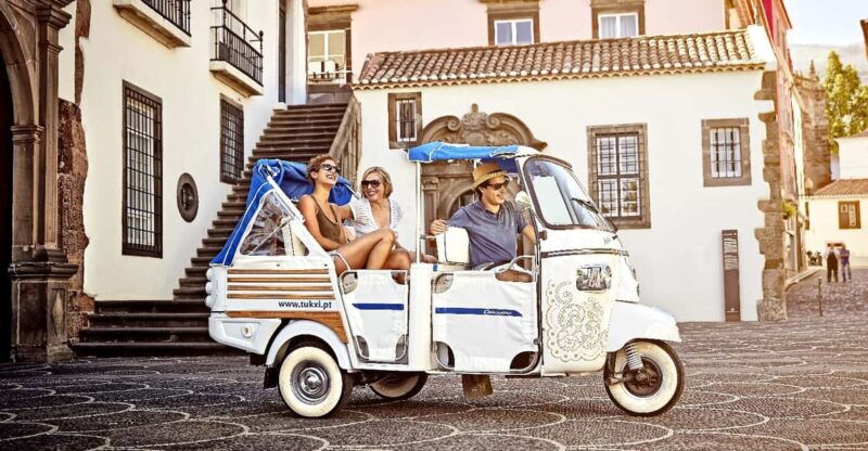 lisbon-private-cristo-rei-tuk-tuk-tour