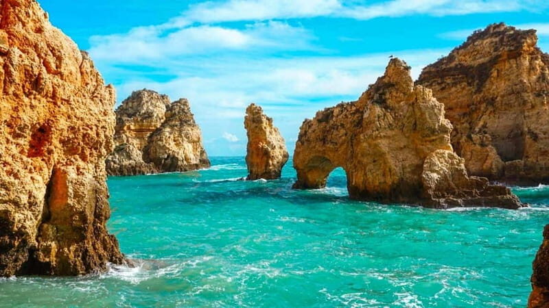 Lisbon: Private Day trip to Algarve, Benagil cave,Portimao - FAQ