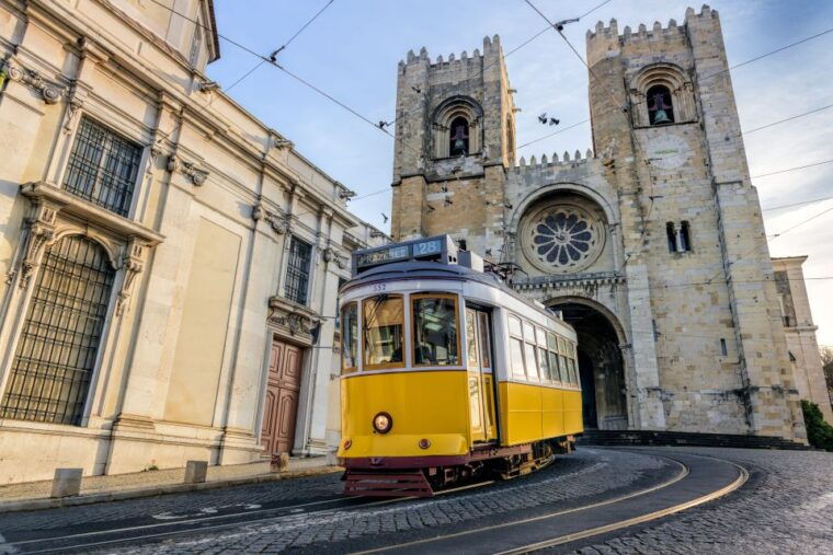 lisbon-private-full-day-tour-history-local-life-food