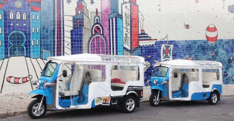 lisbon-private-guided-electric-tuk-tuk-tour-with-tastings-3