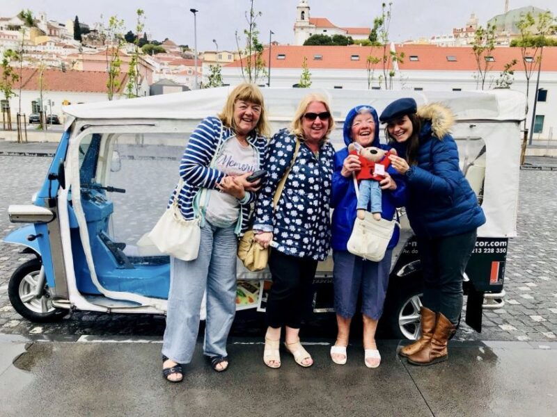 lisbon-private-guided-tour-of-historical-center-by-tuk-tuk
