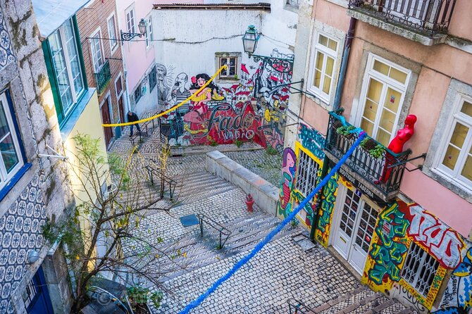 lisbon-private-guided-tour-through-the-7-hills