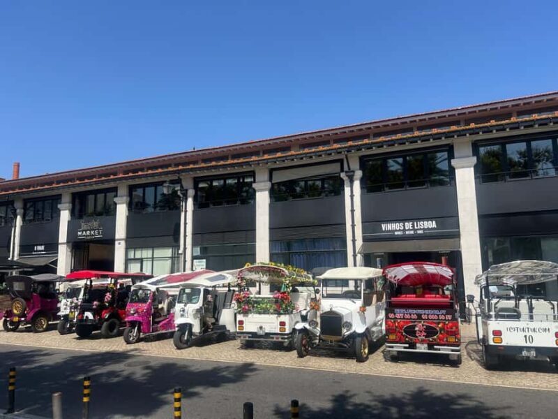 Lisbon: Private Guided TukTuk Tour Old Town 8-10 Spots - A Closer Look at the Experience
