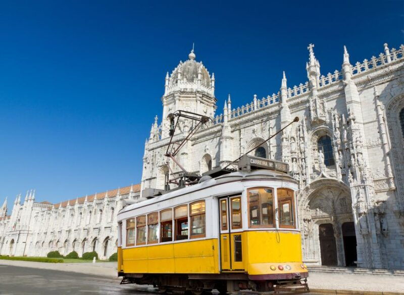 lisbon-private-half-day-tour-with-hotel-pickup