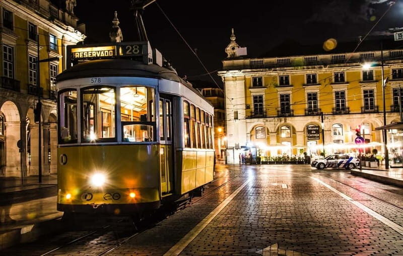 Lisbon: Private Night Tour with Fado Dinner Show - Lisbon: Private Night Tour with Fado Dinner Show — A Balanced Look