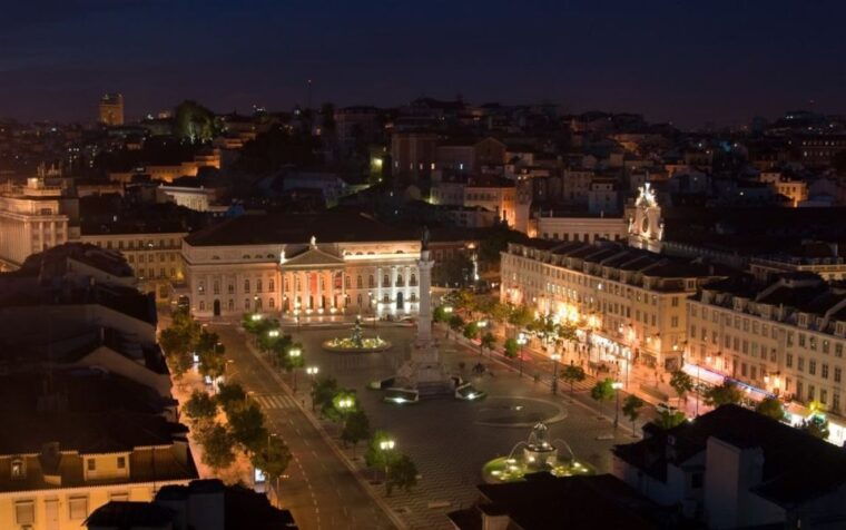 lisbon-private-night-tour-with-fado-dinner-show