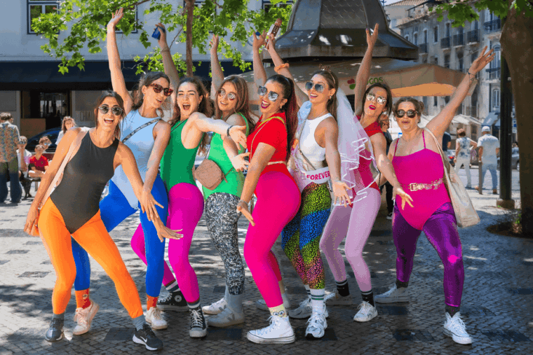 lisbon-private-photoshoot-through-alfama-graca-mouraria