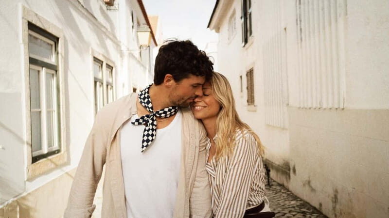 Lisbon: Private Photoshoot Tour in Alfama with Edited Photos - Key Points