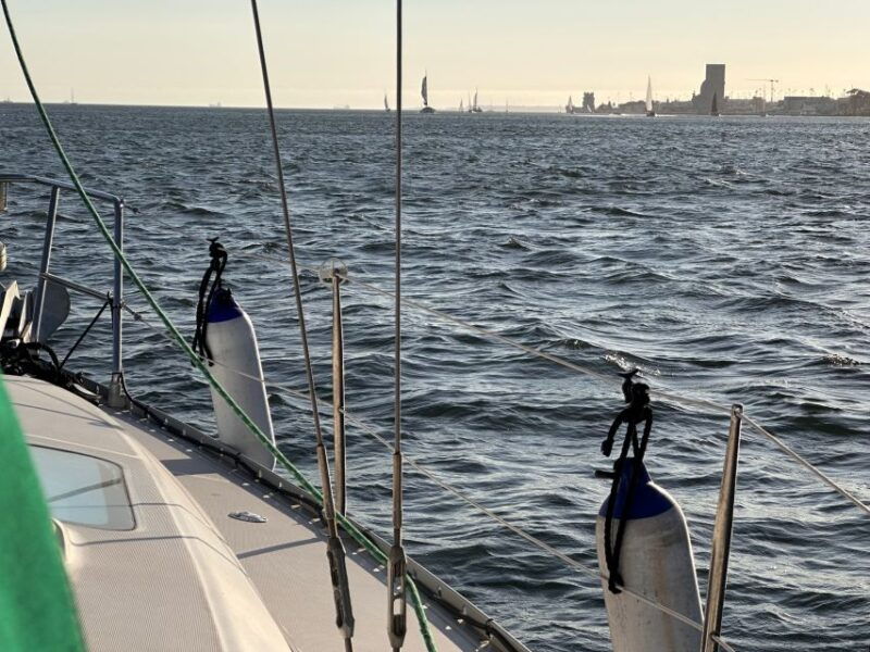 lisbon-private-sailboat-tours-on-tagus-river