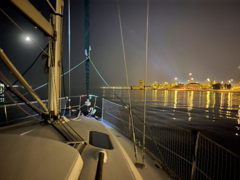 lisbon-private-sailboat-tours-on-tagus-river