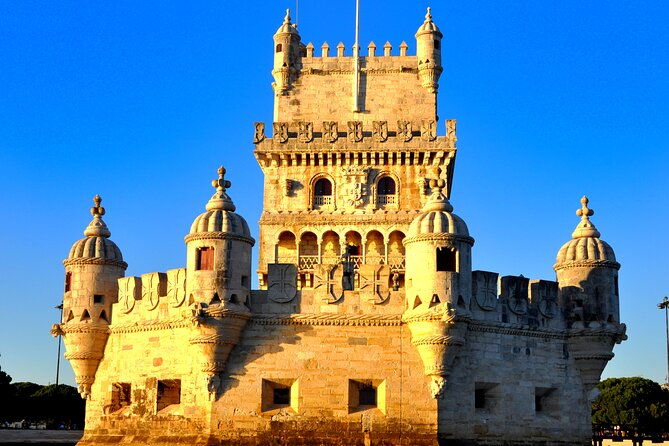 lisbon-private-sailing-cruise-with-locals