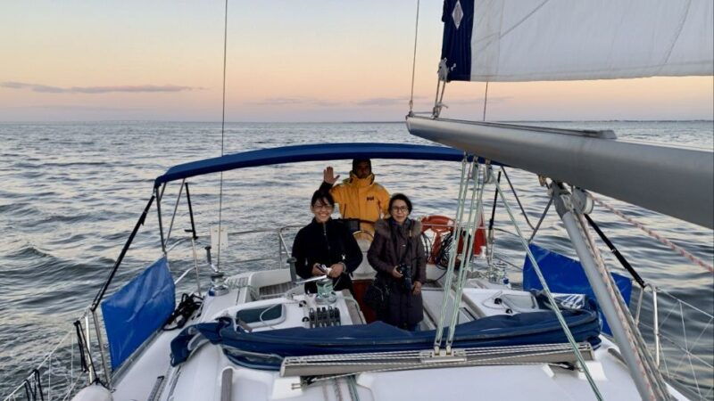lisbon-private-sailing-tour-with-locals-and-sunset