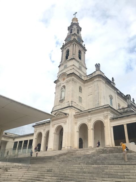 Lisbon: Private Sanctuary of Fátima half day Guided Tour - A Thorough Look at the Tour