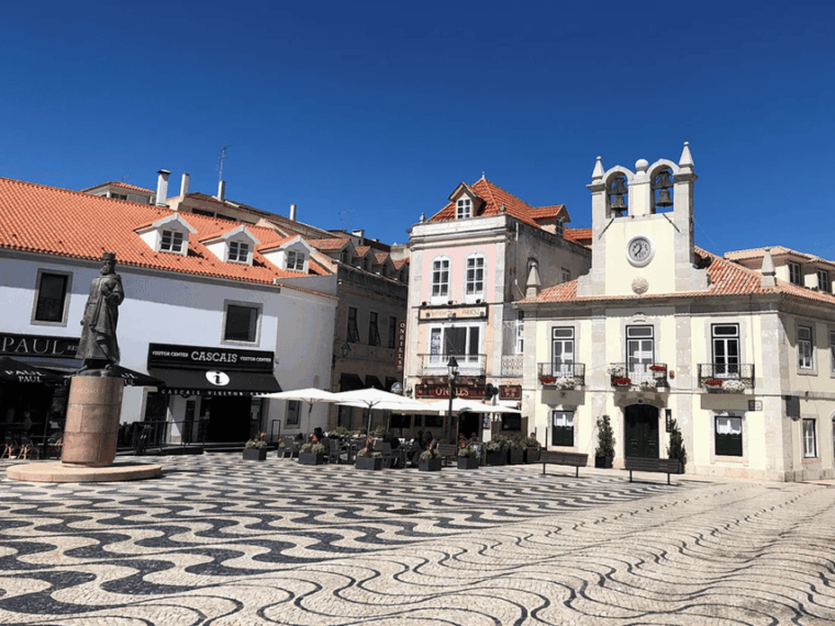 lisbon-private-sintra-cabo-da-roca-and-cascais-suv-tour