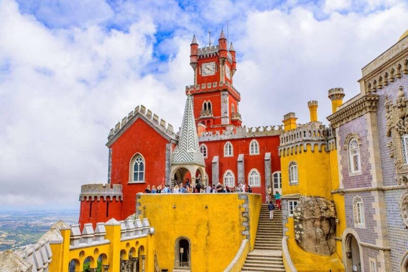 lisbon-private-sintra-pena-palace-regaleira-day-trip