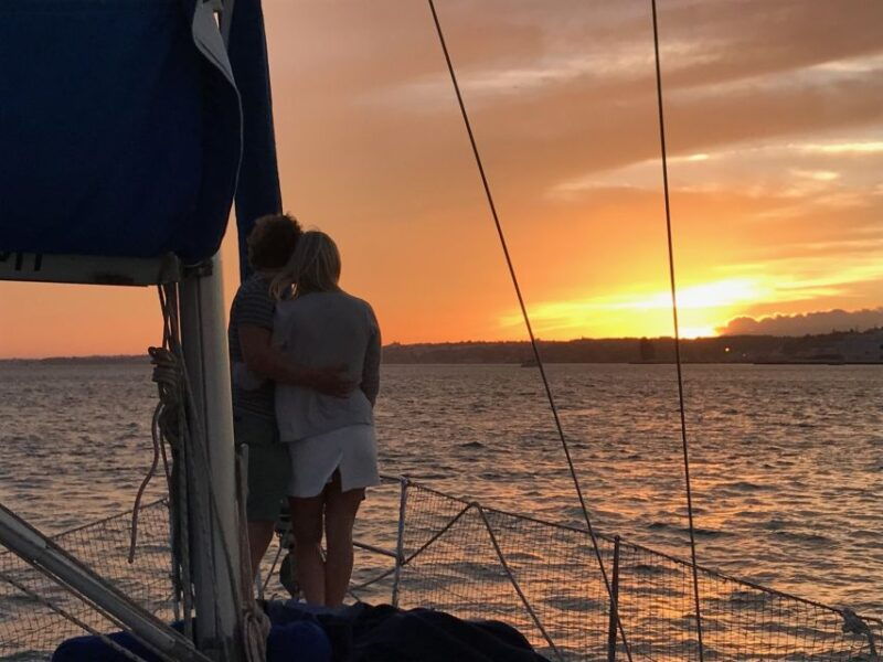 lisbon-private-sunset-sailing-tour-with-champagne