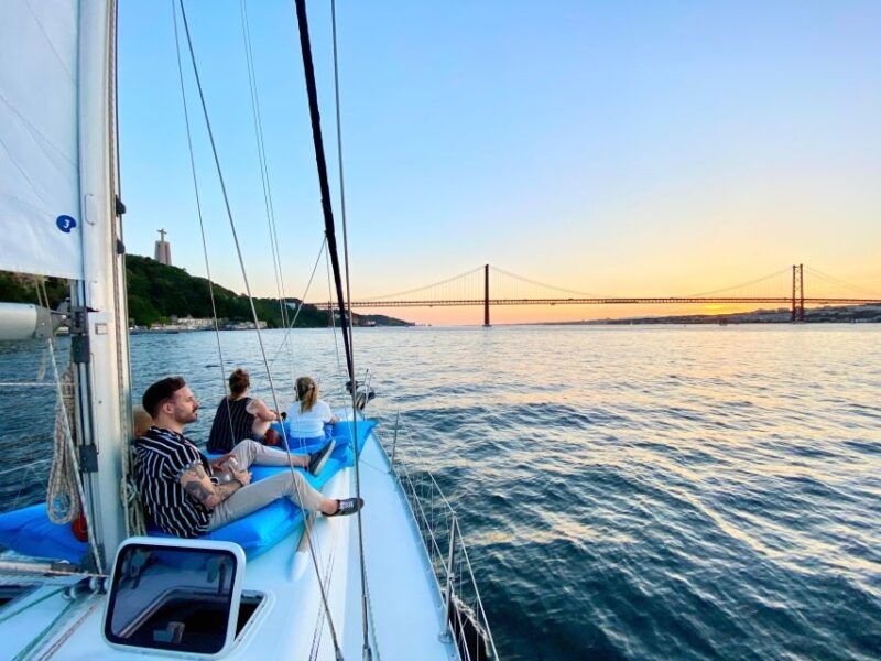 lisbon-private-sunset-sailing-tour-with-drinks