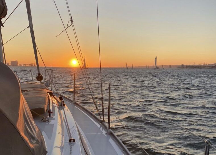 lisbon-private-tagus-river-sunset-cruise-on-a-luxury-boat