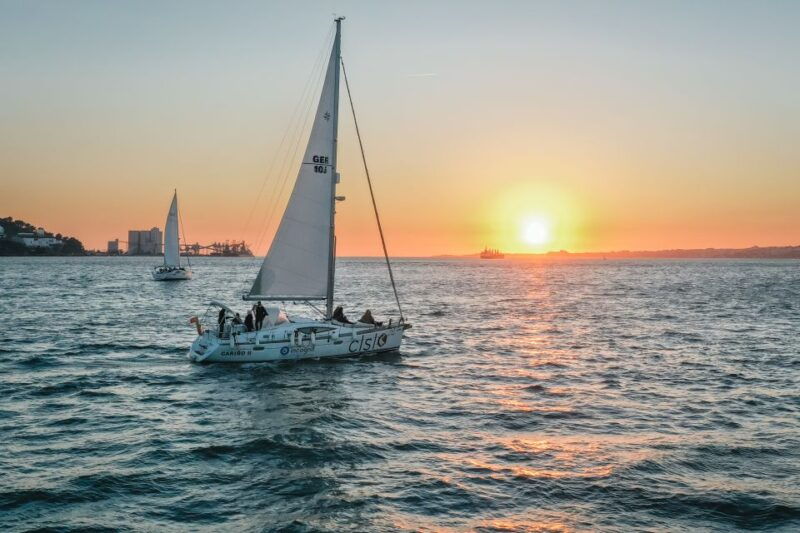 lisbon-private-tagus-river-yacht-tour
