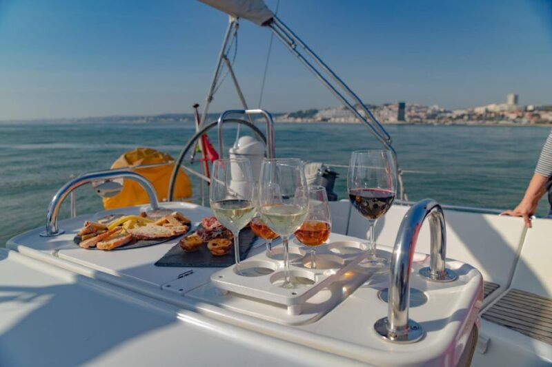 lisbon-private-tagus-river-yacht-tour