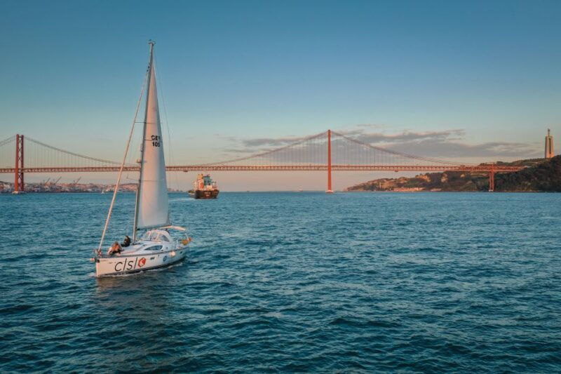 lisbon-private-tagus-river-yacht-tour