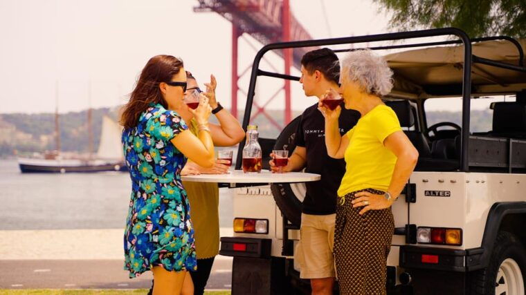 lisbon-private-tour-in-a-vintage-jeep-with-drink-tastings