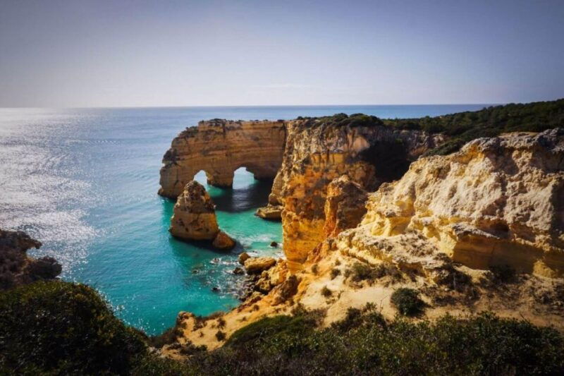 lisbon-private-tour-to-algarve-benagil-algar-seco-lagos-2