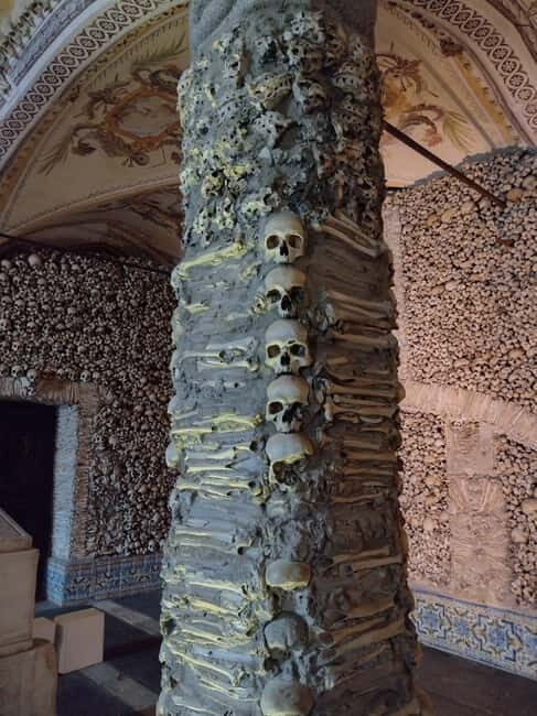 Lisbon: Private Tour to Evora with Private Transport & Guide - What the Tour Offers: An In-Depth Look
