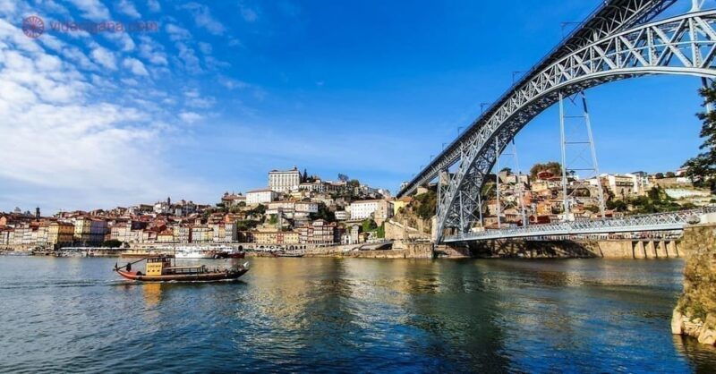 lisbon-private-tour-to-porto-visiting-fatima-nazare-obidos