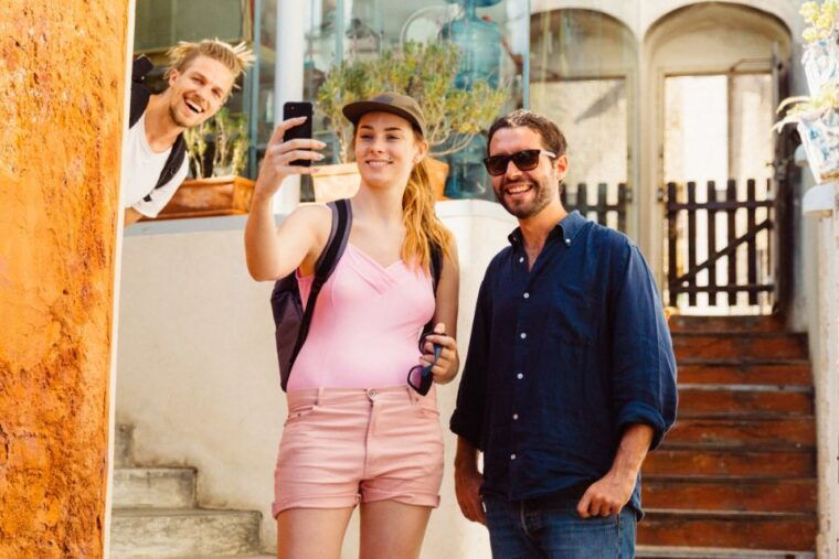 lisbon-private-tour-with-locals-highlights-hidden-gems