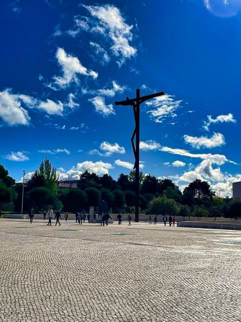 lisbon-private-transfer-to-porto-with-stops-until-3-cities