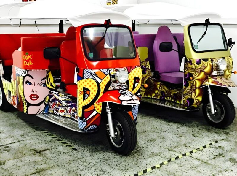 lisbon-private-tuk-tuk-sightseeing-tour-historic-stories