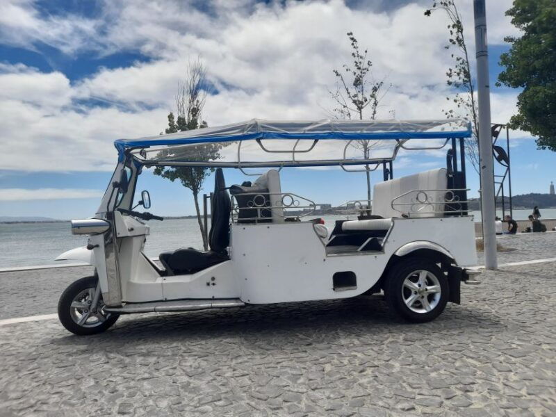 lisbon-private-tuk-tuk-tour-for-2-hours