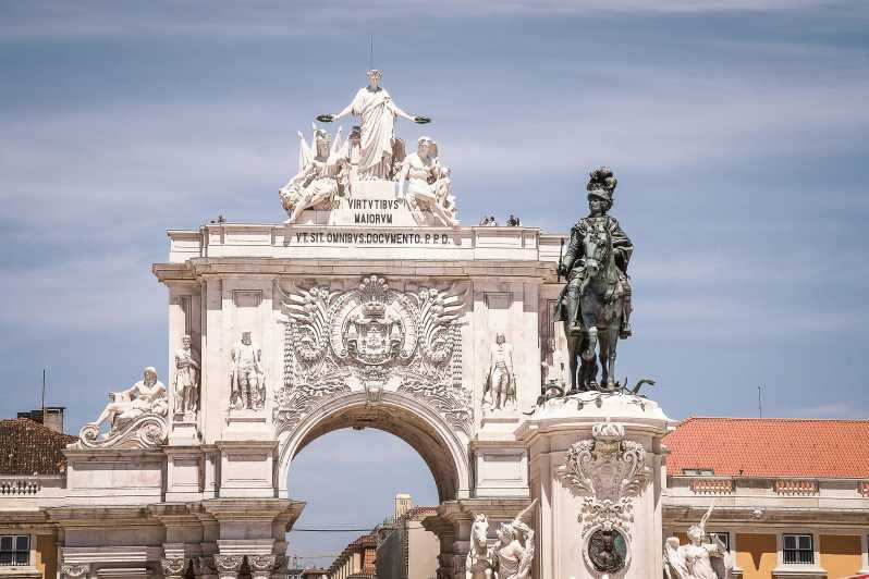 lisbon-private-tuktuk-tour
