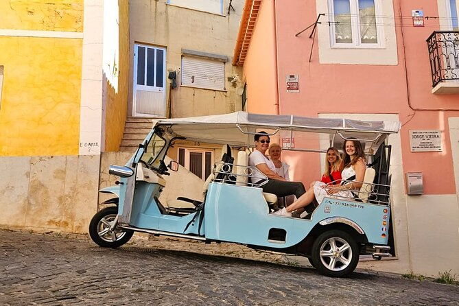 lisbon-private-tuktuk-tour-with-true-local-guide